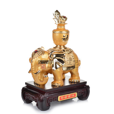 义乌匠铸 一件镀金树脂艺品，如何成为家装与礼赠的东方叙事者？