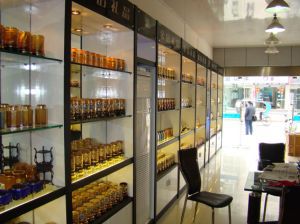 平阳县金钻工艺品厂 匠心独运，绽放工艺之美
